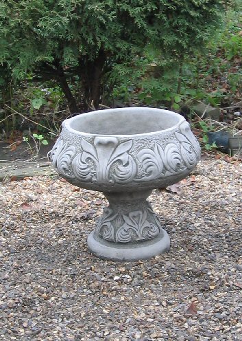 KUV5 Small Leaf Vase KUV5 Small Leaf Vase
